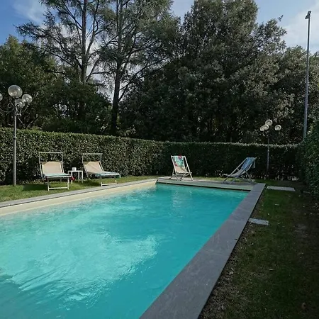 Lilli Con Piscina Riscaldata * Montecatini Terme